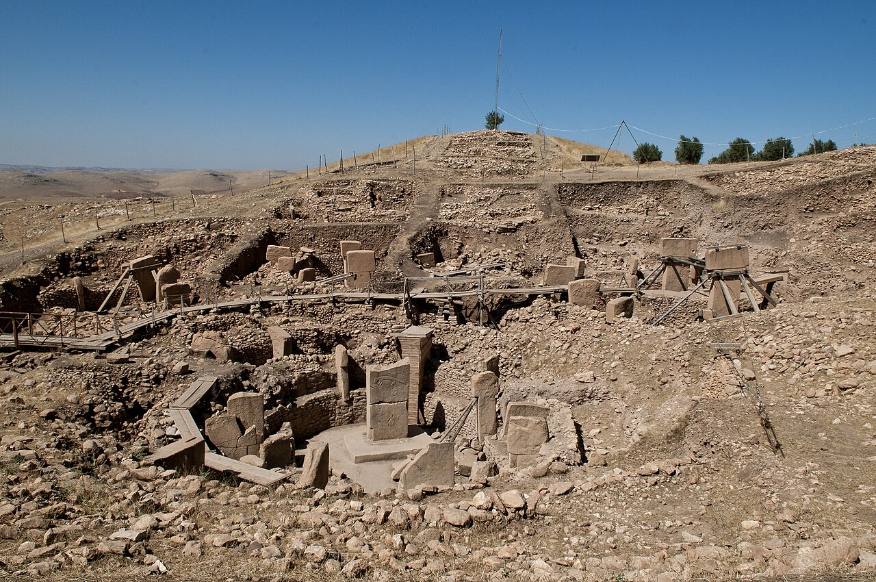 Göbekli Tepe — o templo que reescreveu a pré-história e ninguém sabe quem construiu