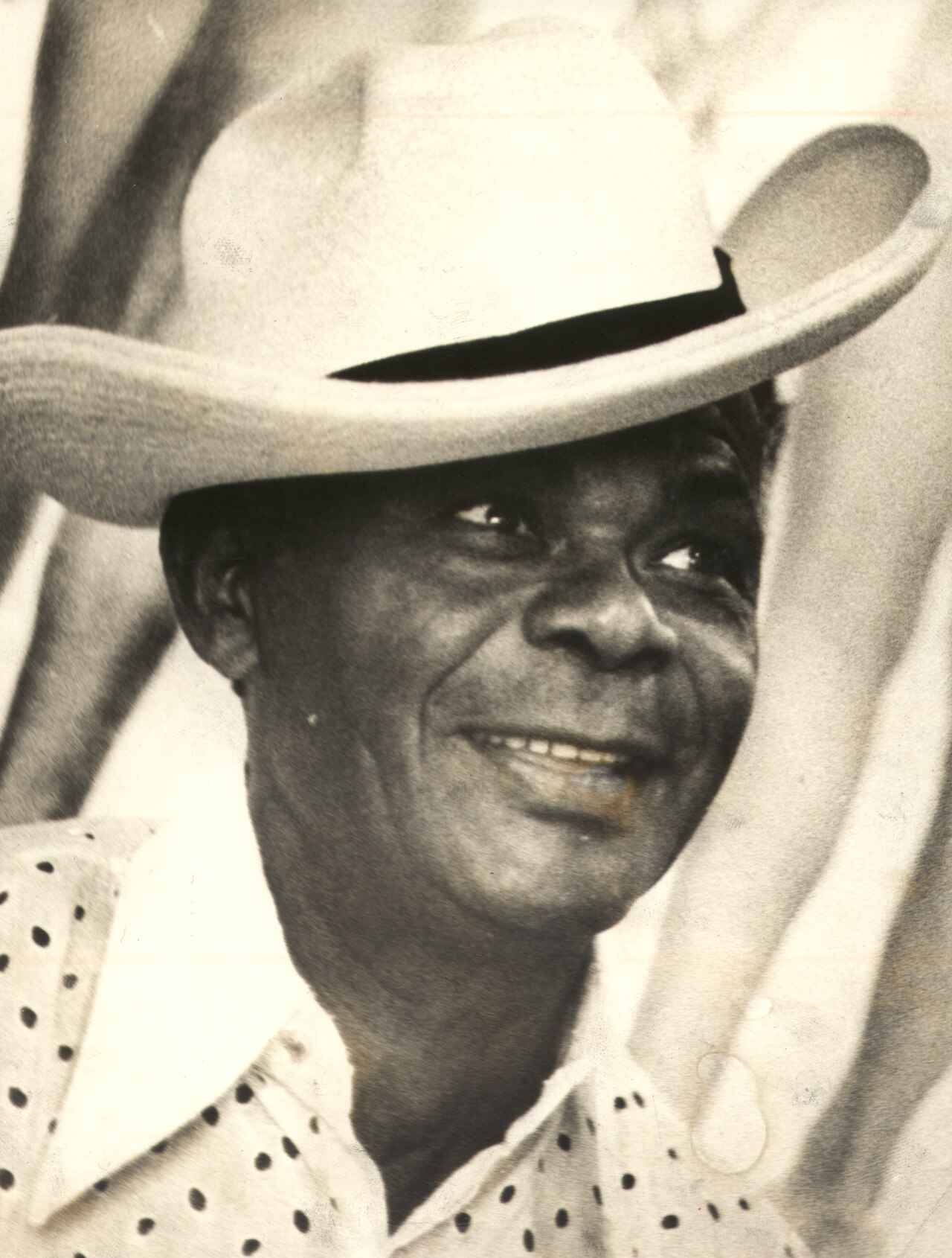 Madame Satã — Malandro, Drag Queen e Capoeirista