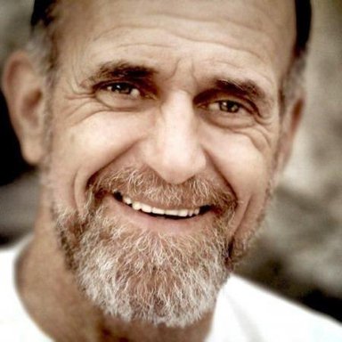 Mestre Camisa — O Menino da Roça Que Criou a Maior Escola do Mundo