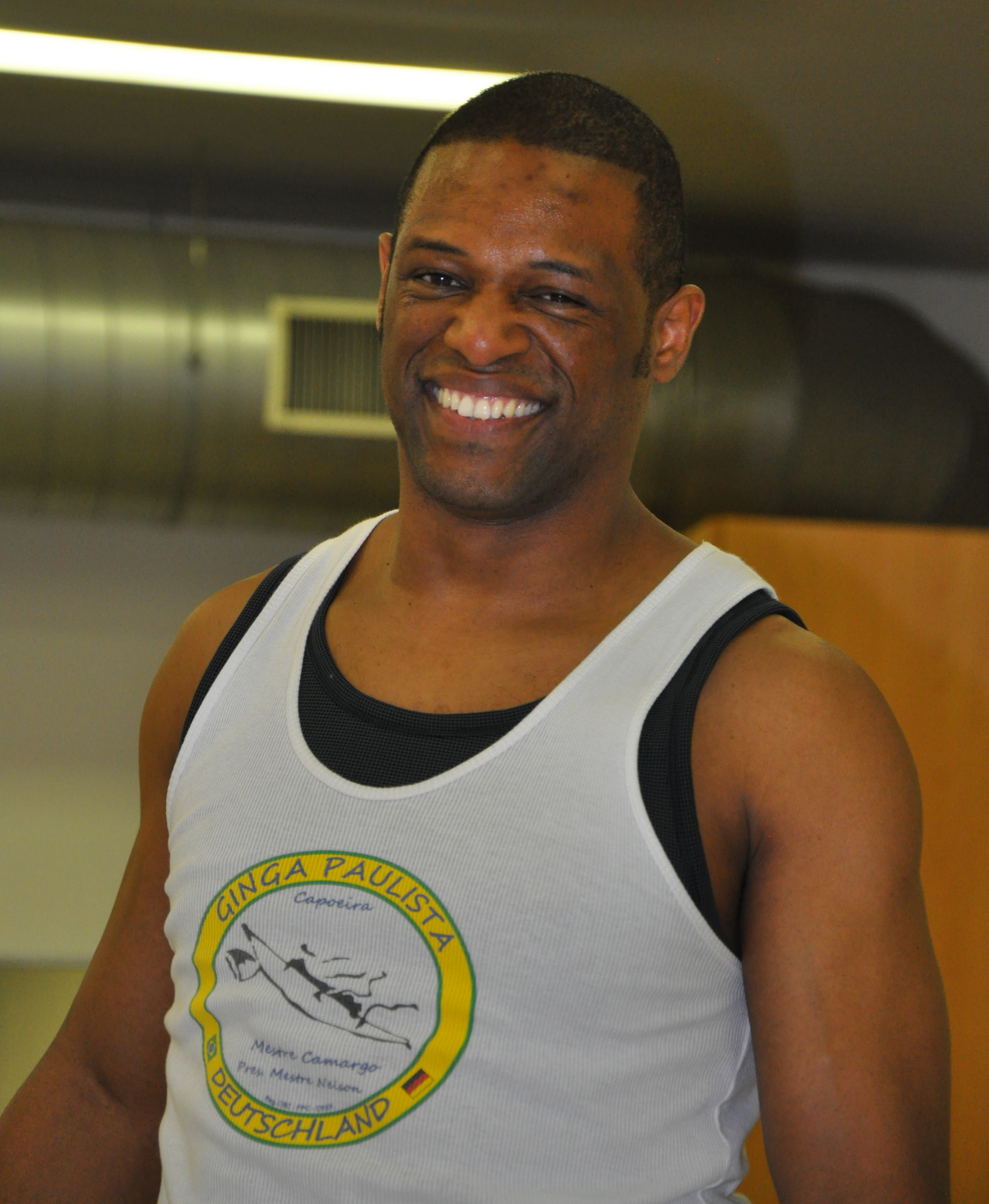 Capoeira — File:Mestre Camargo.png