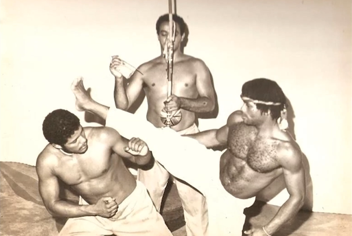 Cantigas de Mestre para Aluno — As Lições Que Vêm Cantando